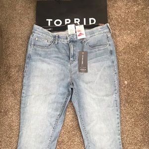 Torrid Sky High Skinny Jean 16R